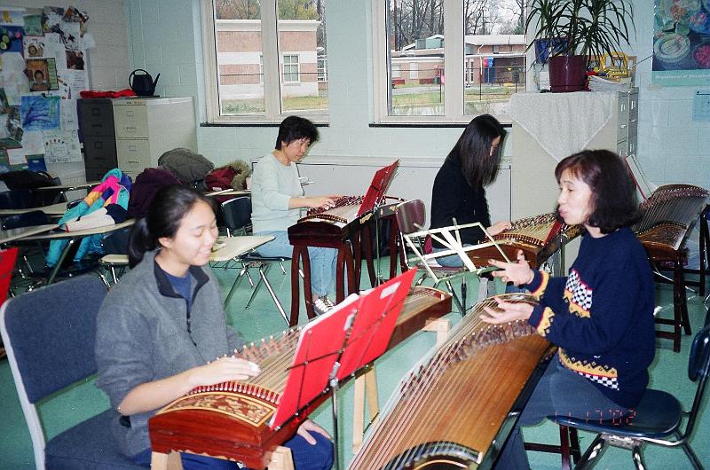 Metropolitan Cantonese School 1 (Sept. 2000 - Jun. 2003).JPG